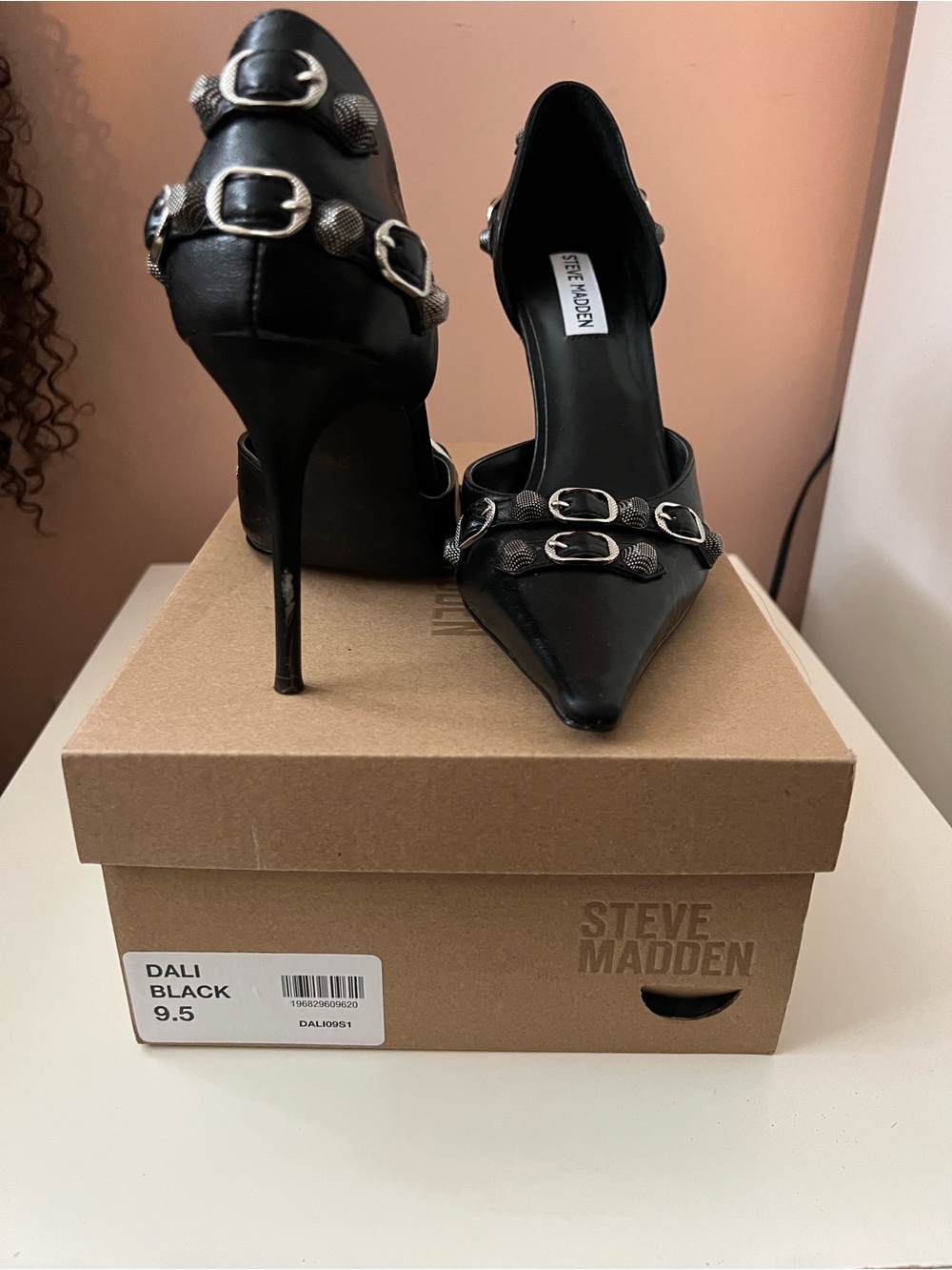 Steve Madden Black Pointed Toe Buckle Block Heels - Picture 2 of 3